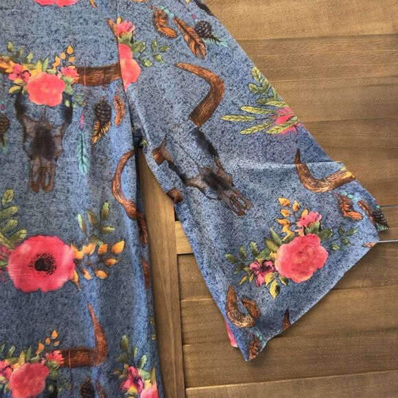 L&B Lucky & Blessed Blue Floral Cow Skull Print Western Art Boho Gypsy Top Sz L - Picture 12 of 15